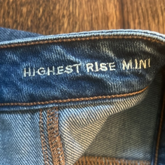 American Eagle Highest Rise Mini - Picture 2 of 3